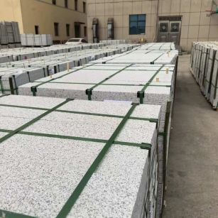 银川 白麻花岗岩5.0公分荔枝面地铺石