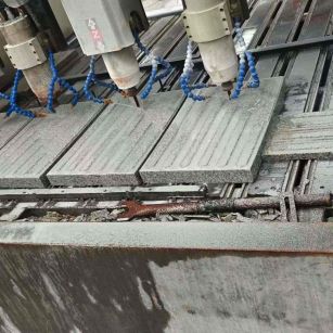 银川 芝麻白花岗岩荔枝面盲道雕刻