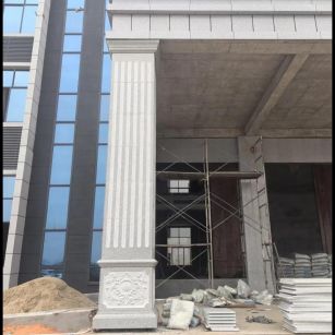 银川 芝麻白光面花岗岩门楼大柱（罗马柱）配雕花底座