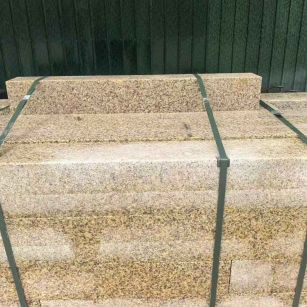 银川 黄金麻花岗岩石材机切面栏杆料半成品