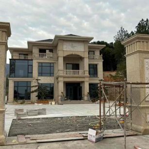 银川 黄金麻花岗岩别墅雕花外墙干挂配上门口雕花罗马柱