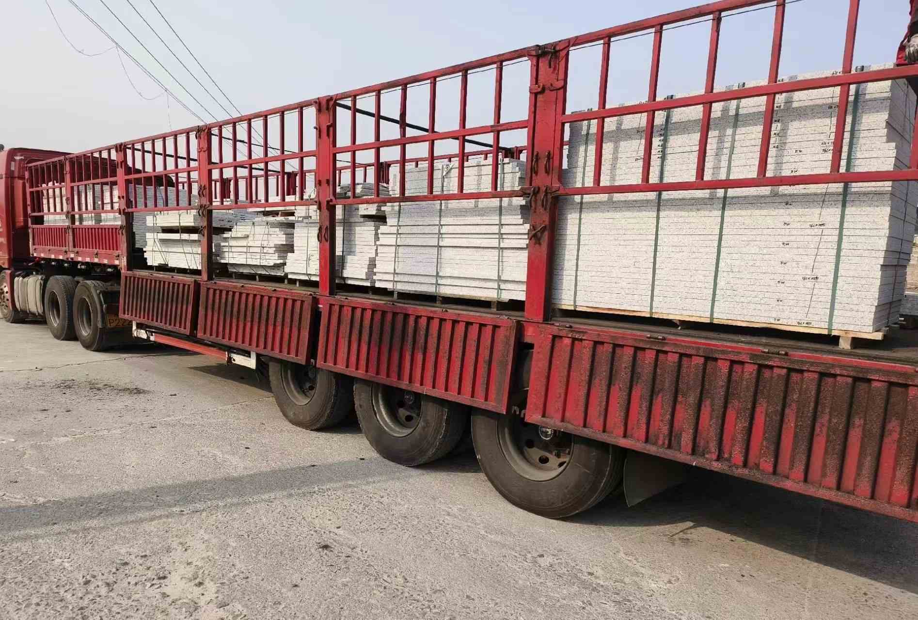 银川 白麻荔枝面外墙干挂，工厂装车日常