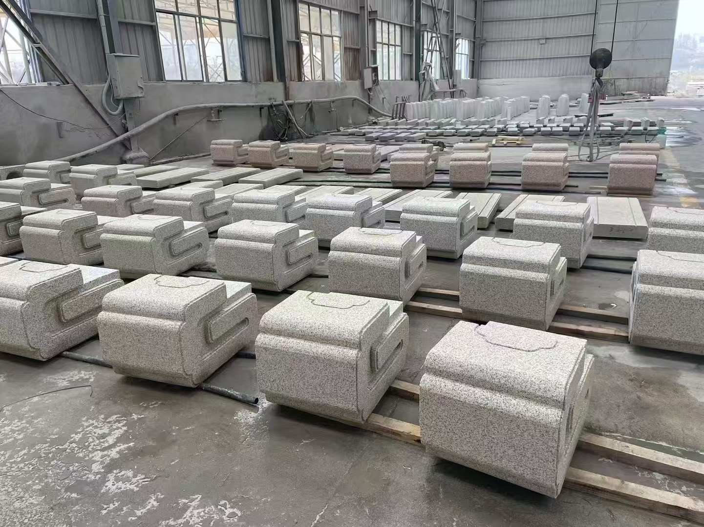 银川 白麻花岗岩异形加工-石凳，坐凳