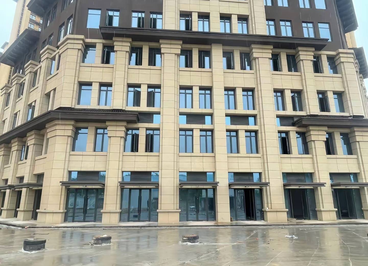 银川 黄金麻花岗岩荔枝面小区外墙干挂