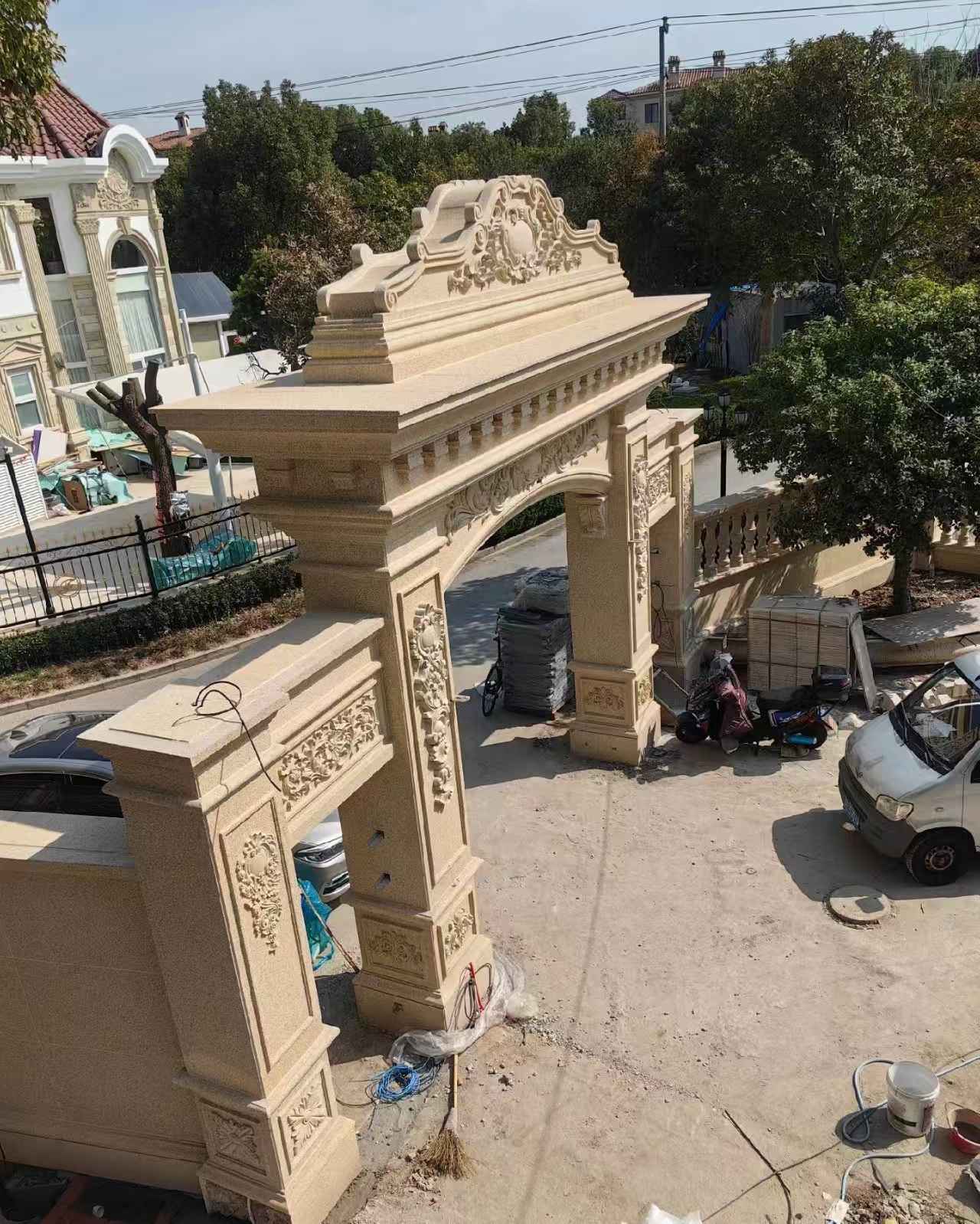 银川 黄金麻荔枝面花岗岩别墅门楼