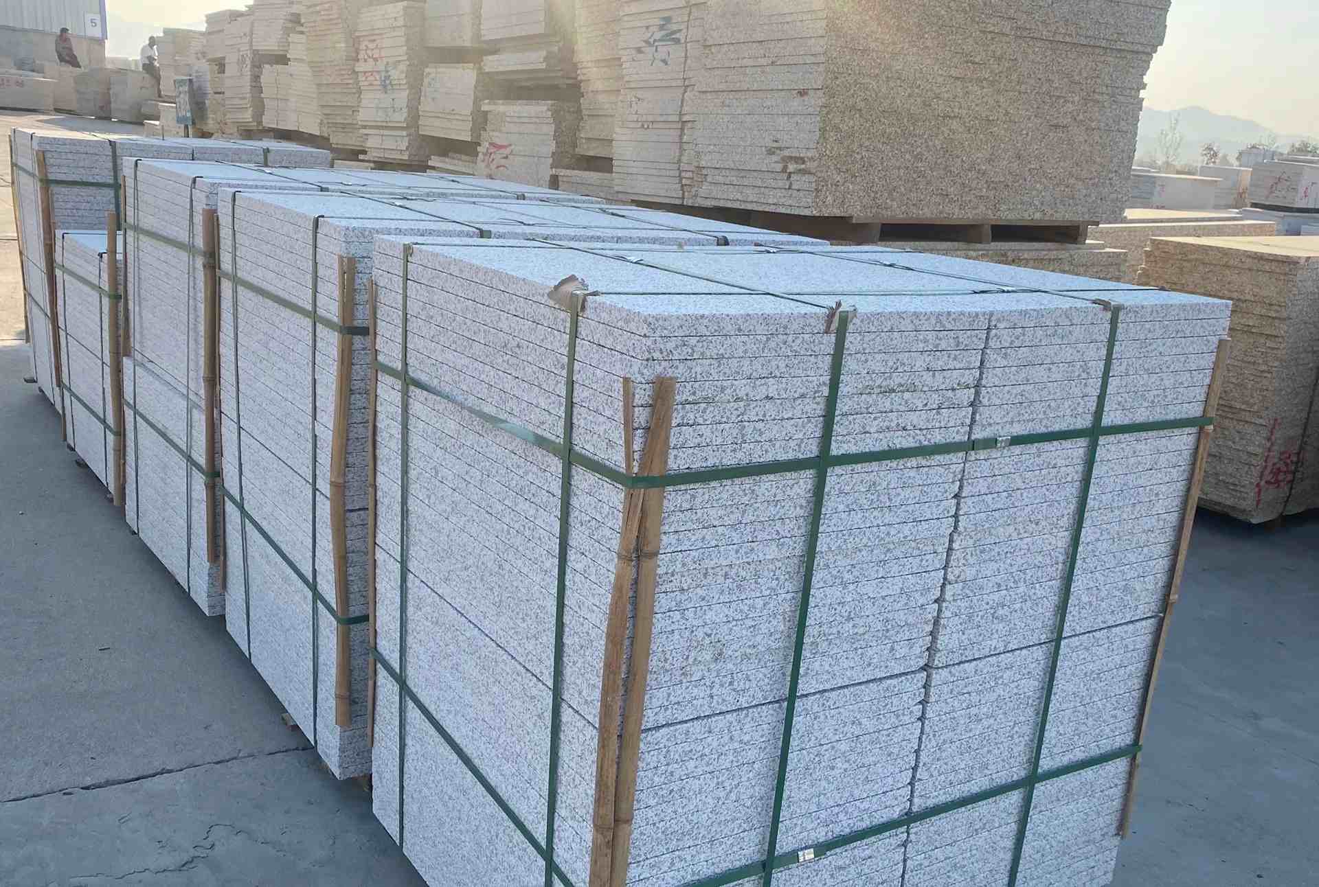 银川 白麻花岗岩荔枝面地铺石